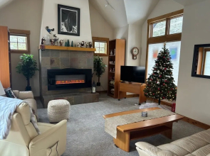 A-116wf 4 Bedroom Home by RedAwning