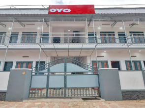 Super OYO Flagship 83042 Skywind