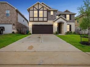 Gorgeous Lake Conroe Home, Affordable Nightly Rent by RedAwning