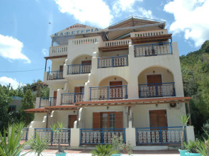 Agnanti Hotel
