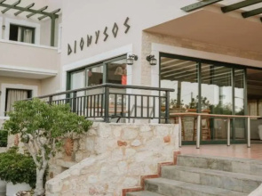 Dionysos Apartments and Studios