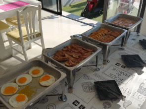 iCheck inn Chill Patong