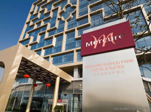 Mercure Suzhou Park Hotel and Suites