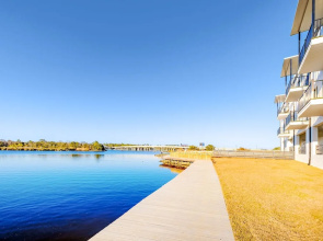Handsboro Pointe- A201