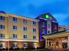 Holiday Inn Express Hotel & Suites Chicago South Lansing by IHG