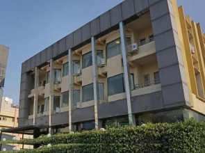 OYO 33421 JayShree Executive Restaurant & Lodge