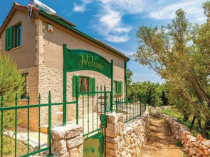 Beautiful home in Polje w/ 2 Bedrooms