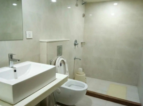 M Hotel Benz Circle