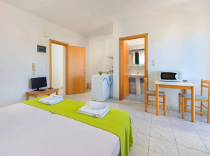 Yiannis Apartments