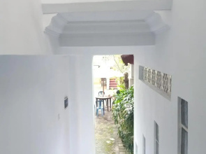 Nakula Familiar Inn