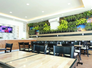 Vivian Hotel Saigon Airport