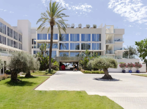 ME Ibiza - The Leading Hotels of the World