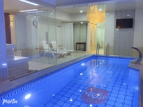 Отель Mira Stay