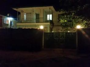 Holiday Lodge