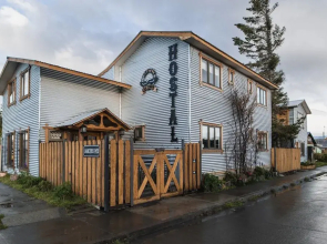 Hostal Lago Cóndor