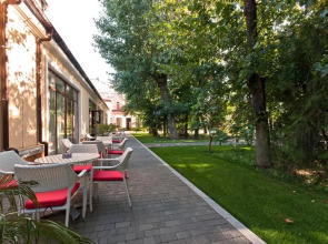 Отель Адмирал