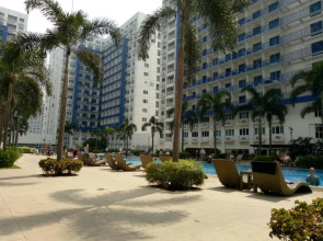 Chin's Place Sea Residences MOA