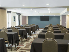 Four Points by Sheraton Buffalo Grove