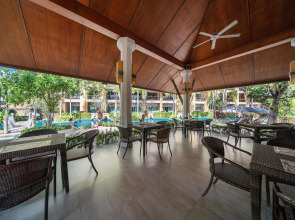 Отель Rawai Palm Beach Resort