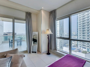 Sea View Studio 10min from beach Royal Oceanic