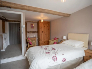 Old Beams Bed & Breakfast