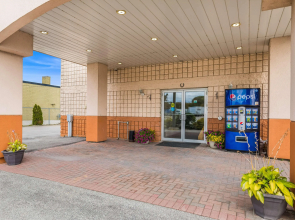 Knights Inn Orillia