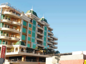 Fields Plaza Hotel