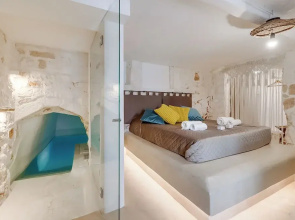 Maison 43 Ostuni With Indoor Pool