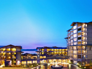 THE Beach Club Resort