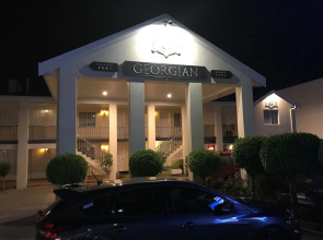 Comfort Inn & Suites Georgian