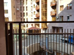 Northern Avenue 2 bedroom Deluxe apartment with Balcony HH644