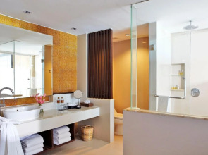 Sareeraya Villas & Suites