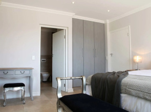 Sunrise Bay Self-Catering Accommodation