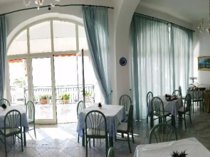 Hotel La Perla
