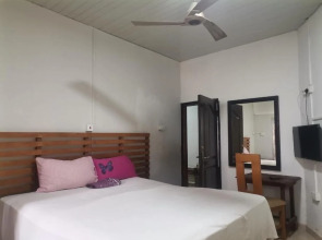 E-Town City Guest House