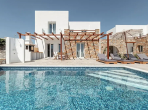 Villa Margarita private pool & sea view