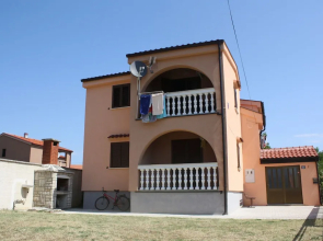 Apartments Branko Nin