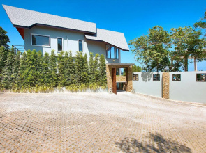 NB Sunrise Mountain Villa
