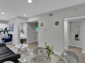 Bay Harbor Suites