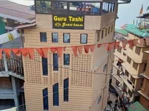Guru Tashi Guest House