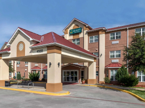 Quality Suites Addison - Dallas