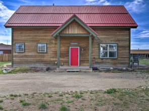 503 Mountain Loft w/ Views: 1 Mi to Dwtn Fairplay!