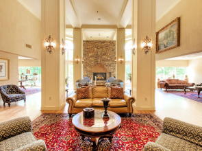 Music Road Resort Hotel and Inn