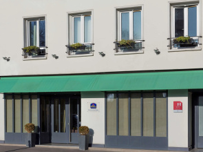 Best Western Rives de Paris La Defense