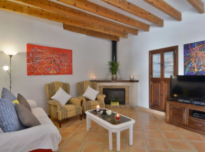 Mallorca Town House with Pool Beaches 20 Mints