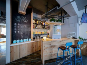 Changyi Xiangxu Jingsu (Zhongbaijia Lejia Store)