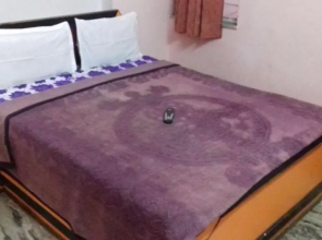 Kanak guest House