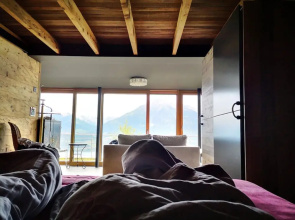 Chalet With Panoramic Views of the Mountains of the Oberland and Lake Thun