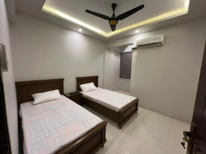 Prestige Comfort Apartments Separate Lounge With Newly Bath With Reception