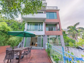 Green Field Seaview Party Villa